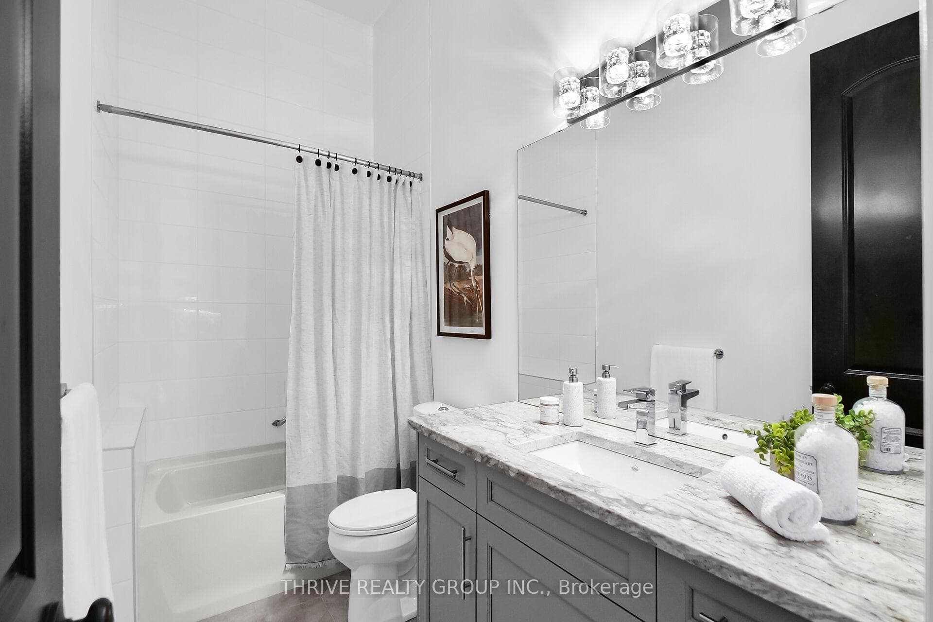 2215 CALLINGHAM Drive Unit 12 photo 9