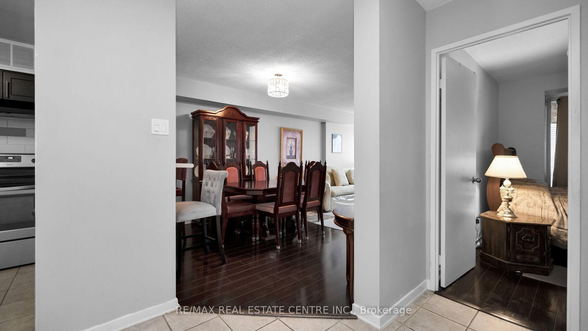 26 Hanover Road Unit 803 photo 8
