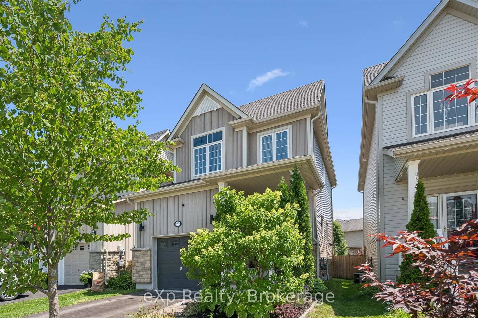 29 Goodall Court photo 3