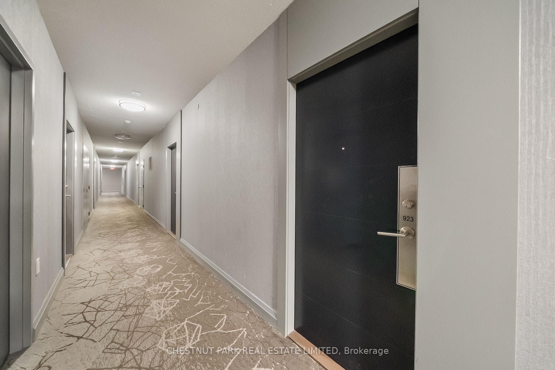 525 Adelaide Street Unit 923 photo 23