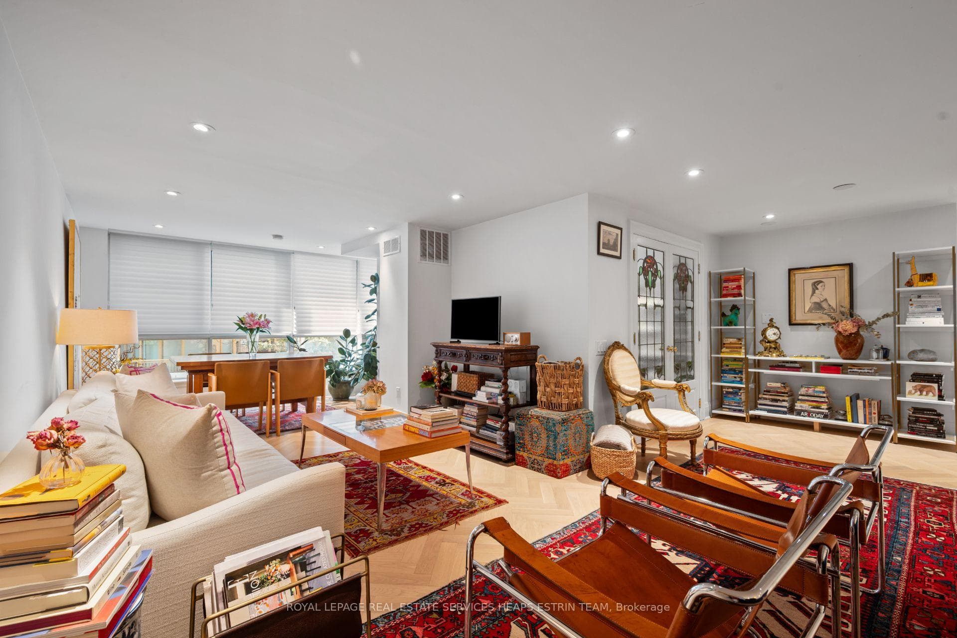 225 Davenport Road Unit 401 photo 8