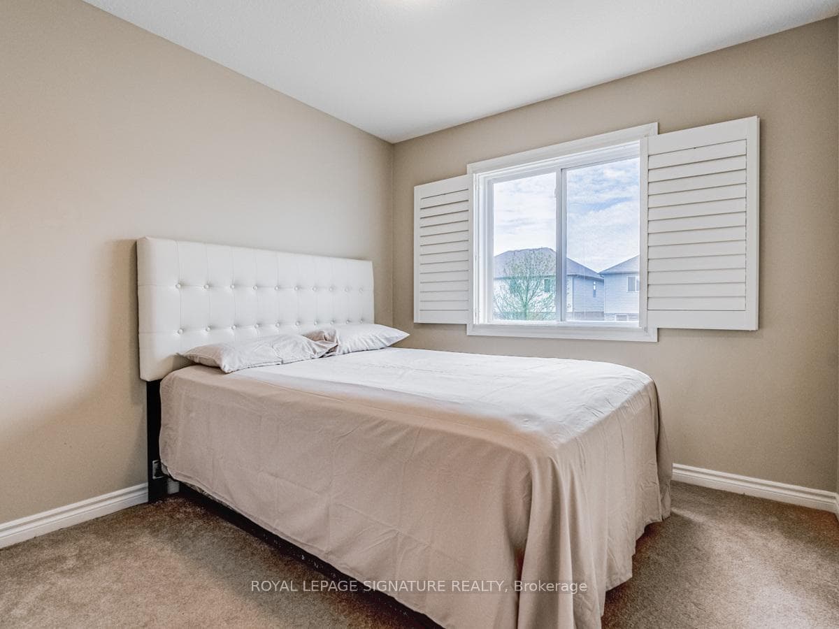 18 Couling Crescent photo 17