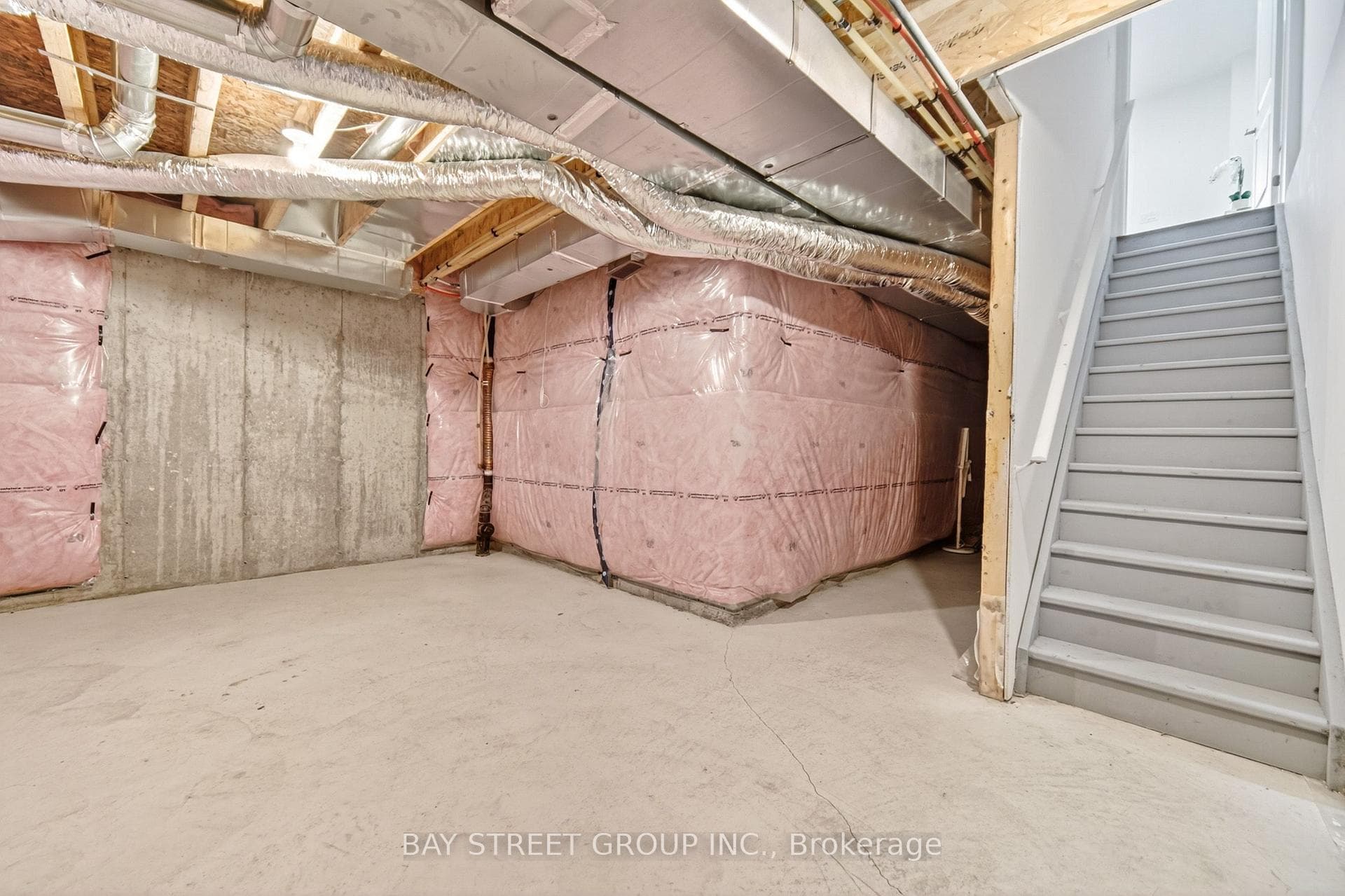 66 Massachusetts Lane photo 30