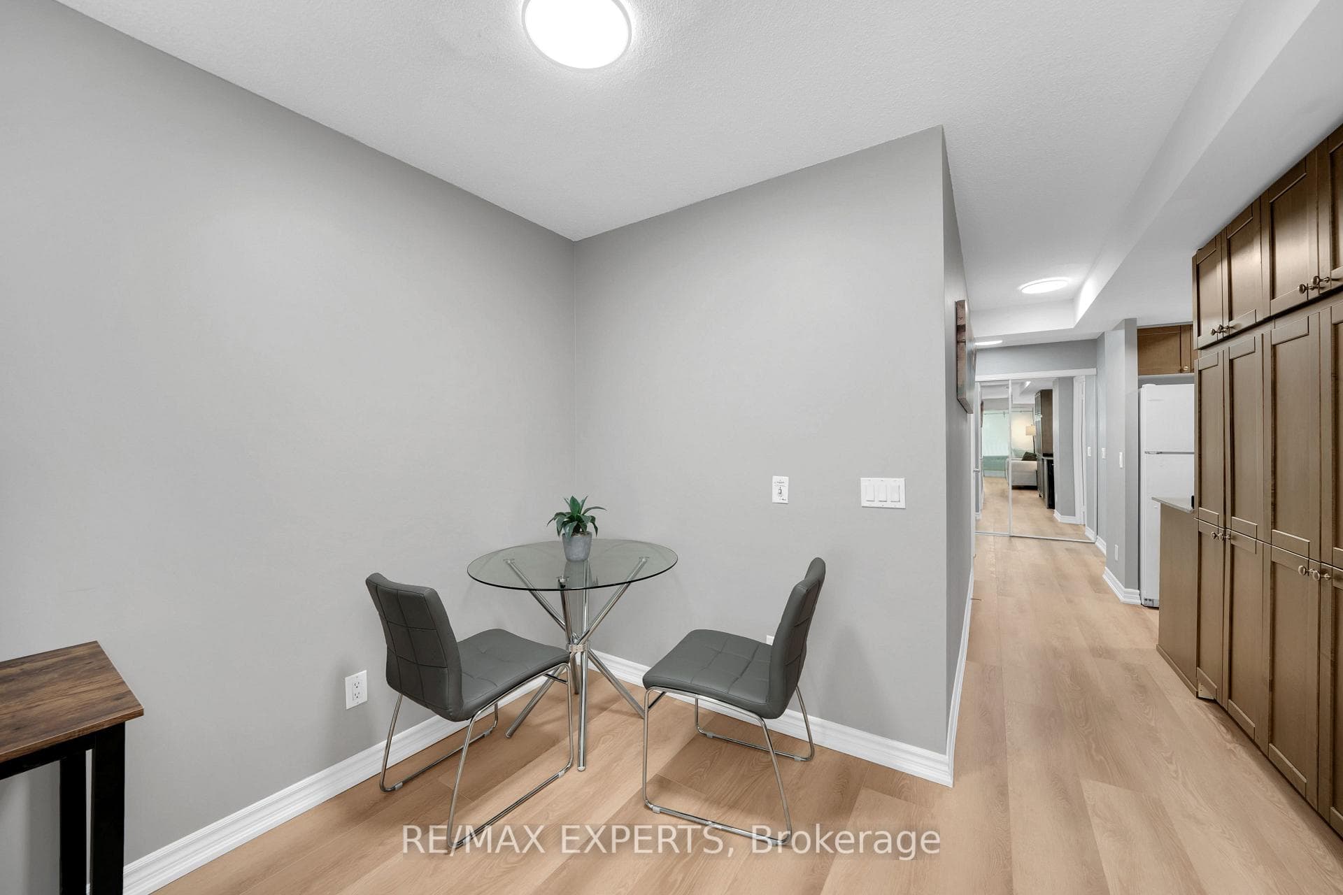 763 Bay Street Unit 307 photo 14
