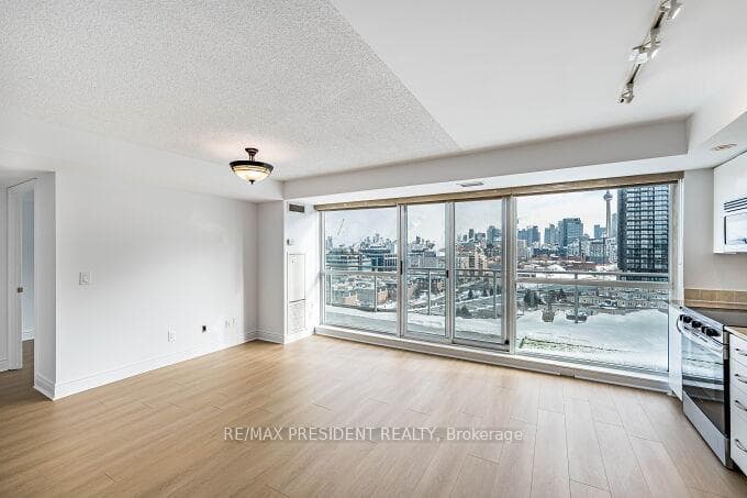 80 Western Battery Road Unit 1010 photo 15
