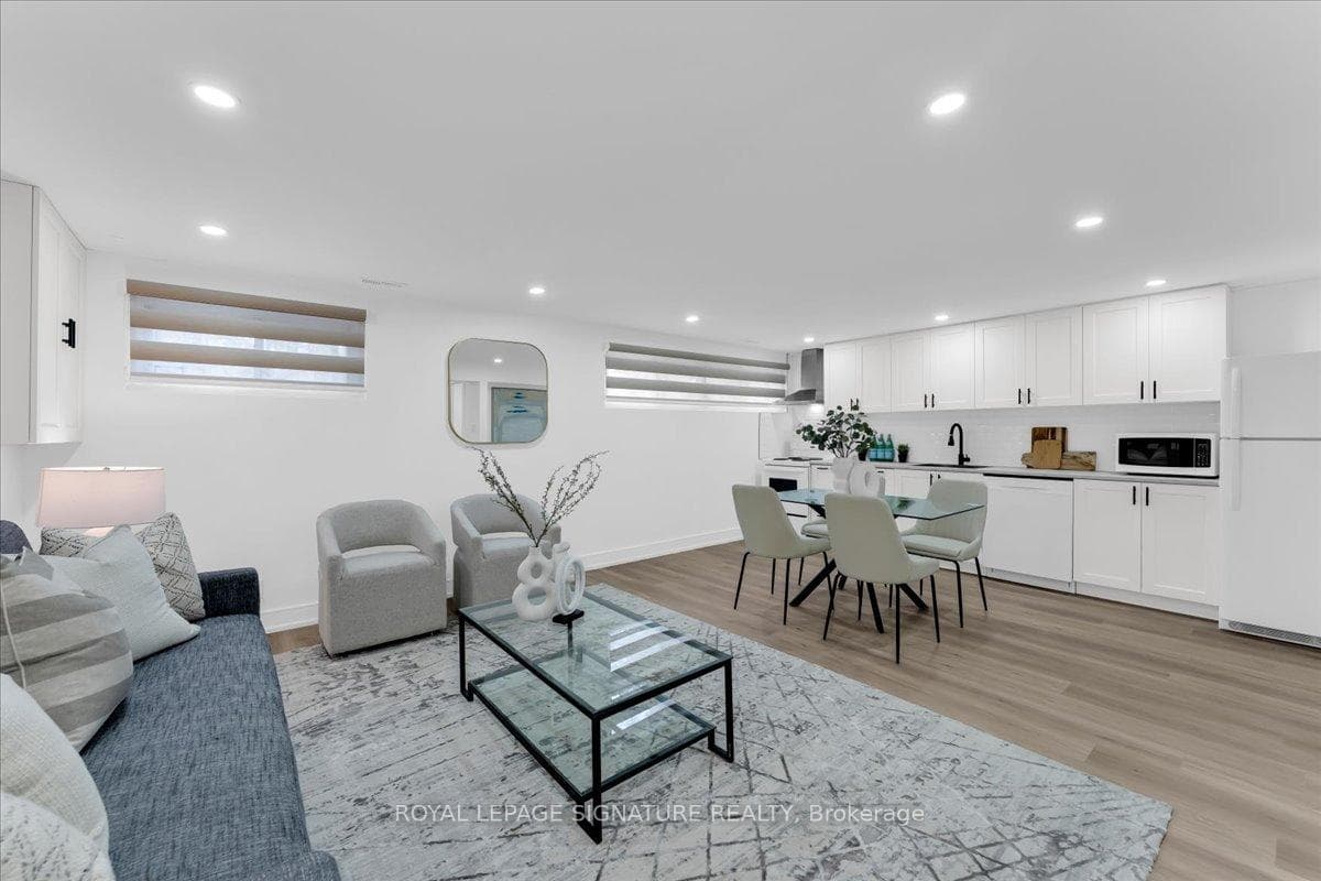 29 Broadlands Boulevard photo 27