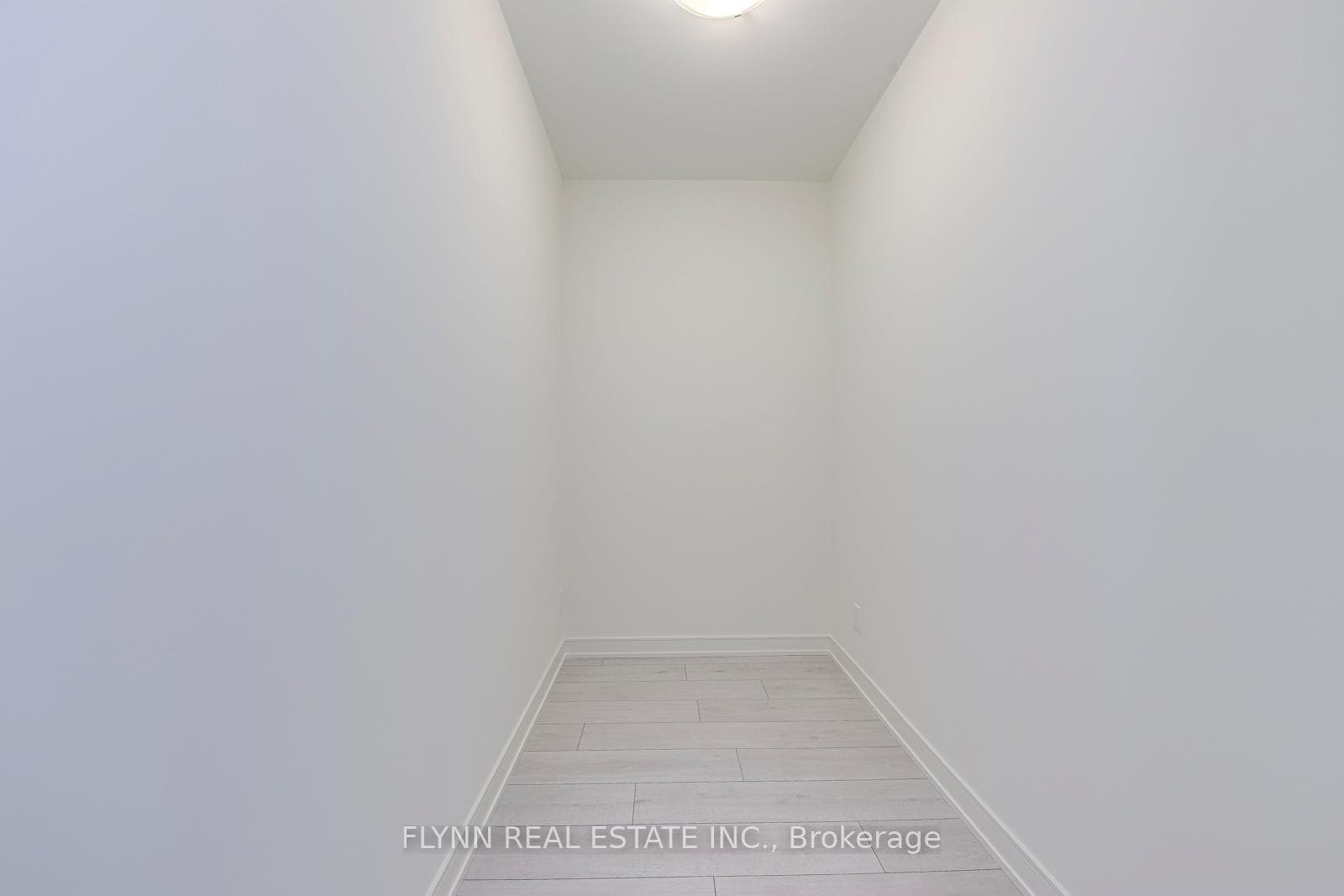 8020 Derry Road Unit 1605B photo 15