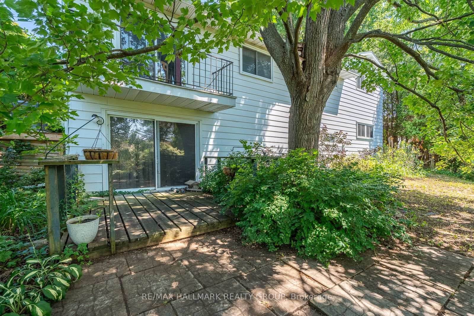 5290 Driscoll Drive photo 12