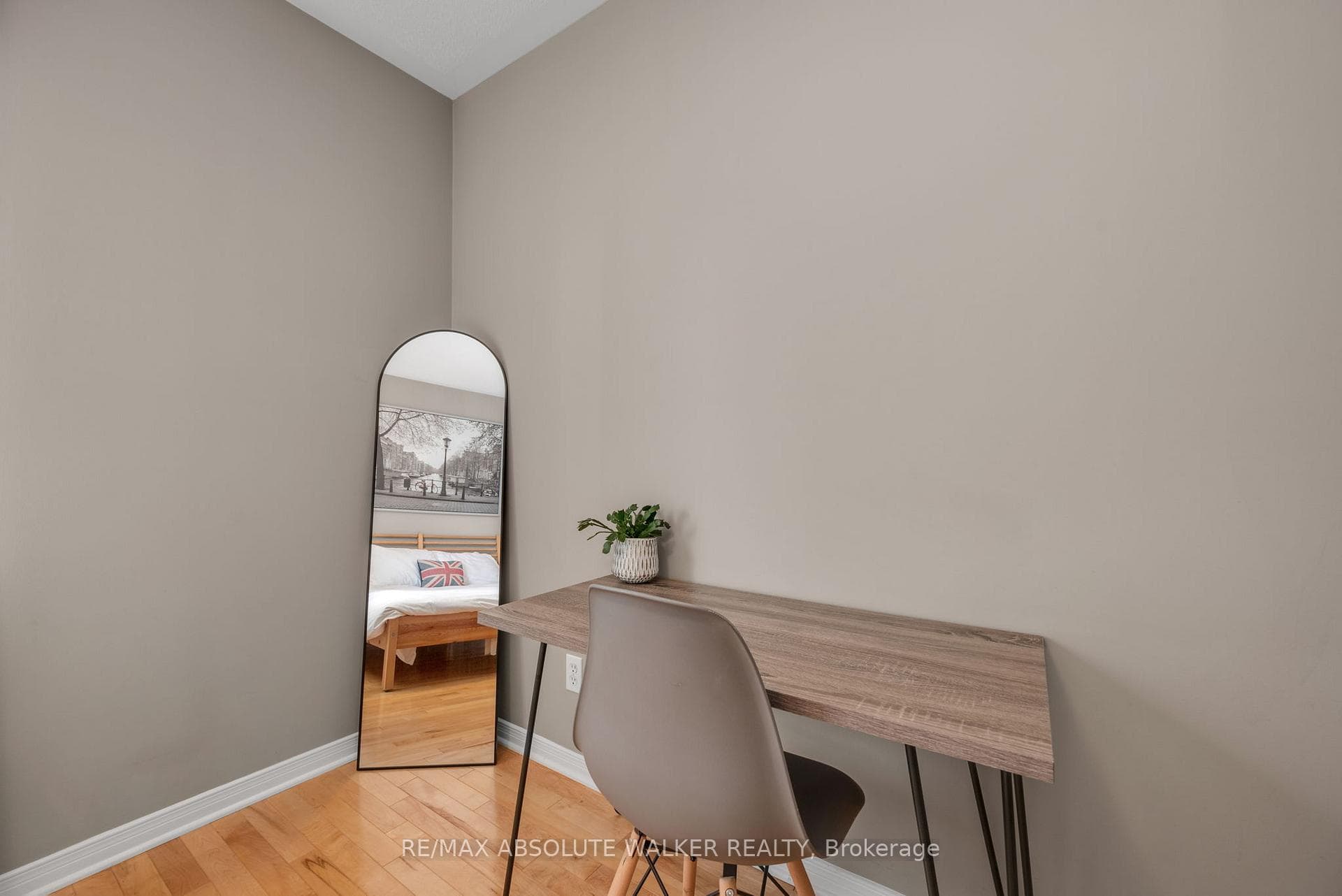395 Bell Street Unit 9 photo 18