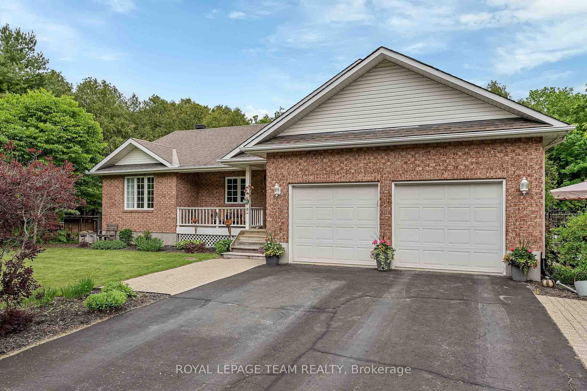 6515 Waddion Drive photo 2