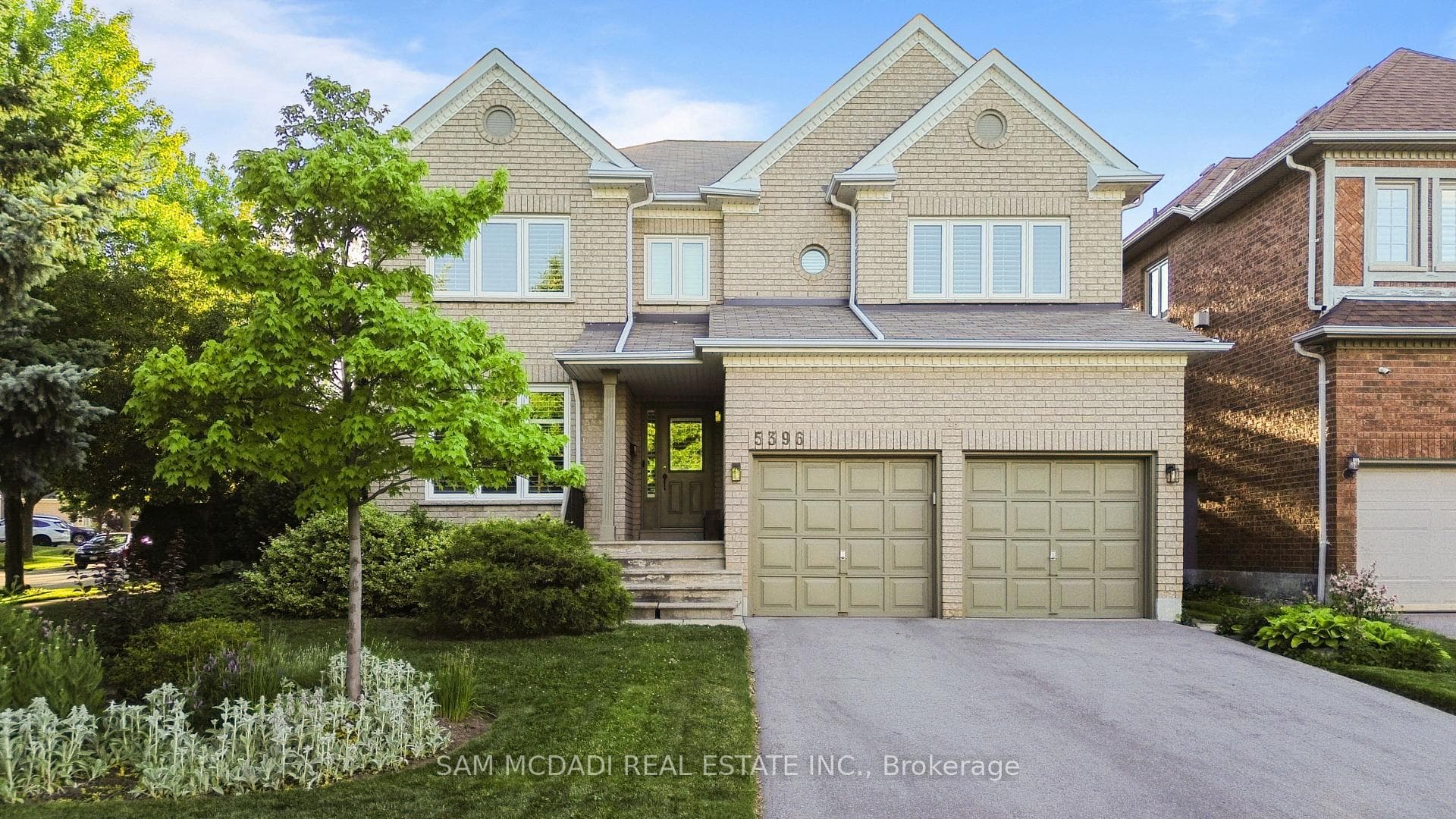 5396 Planters Wood Court photo 1