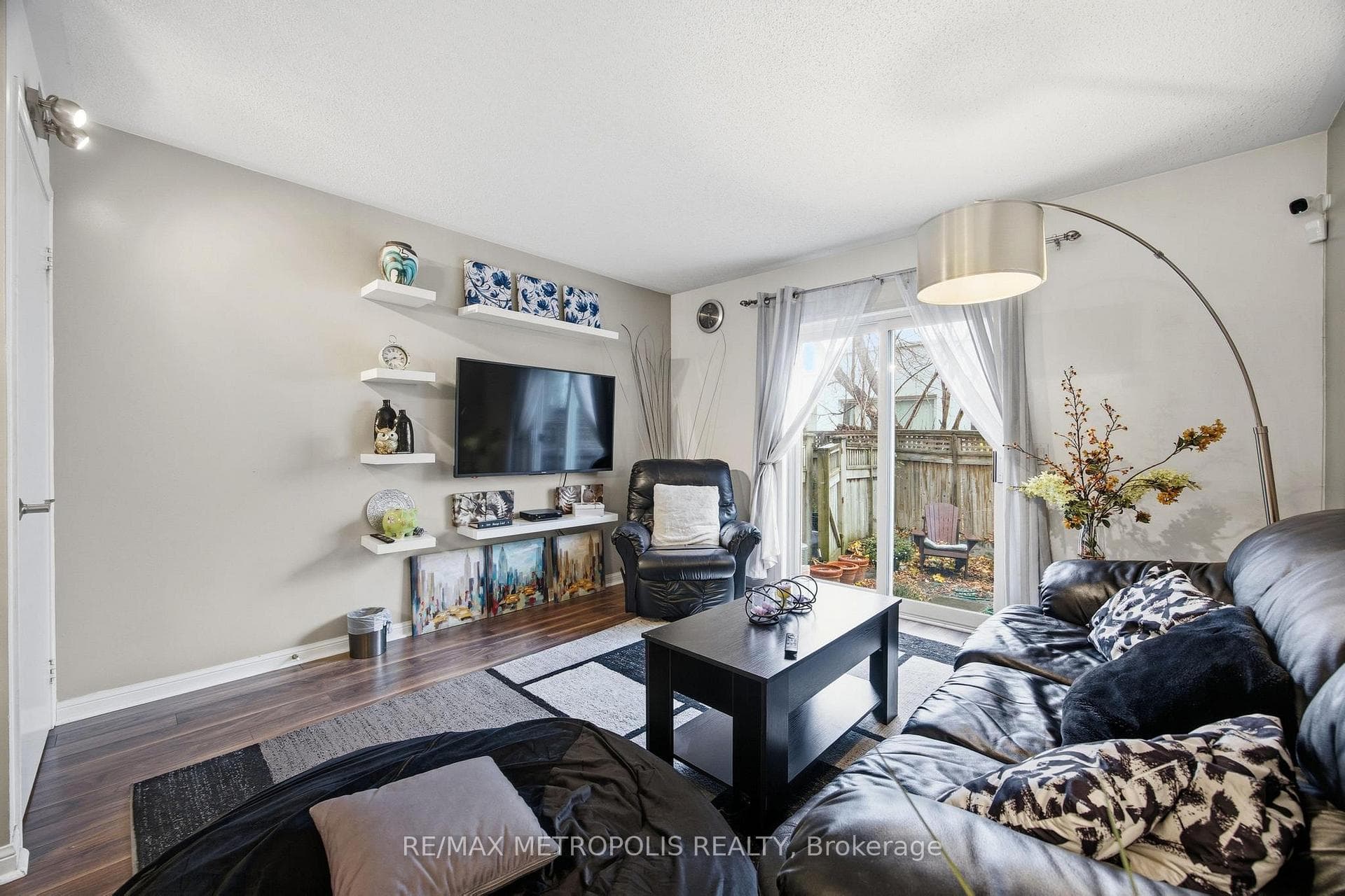 21 Replin Road Unit 40 photo 10
