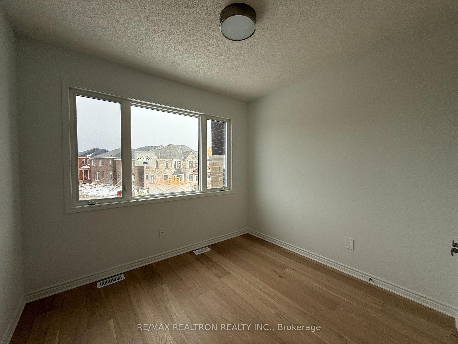21 Moss Drive photo 16