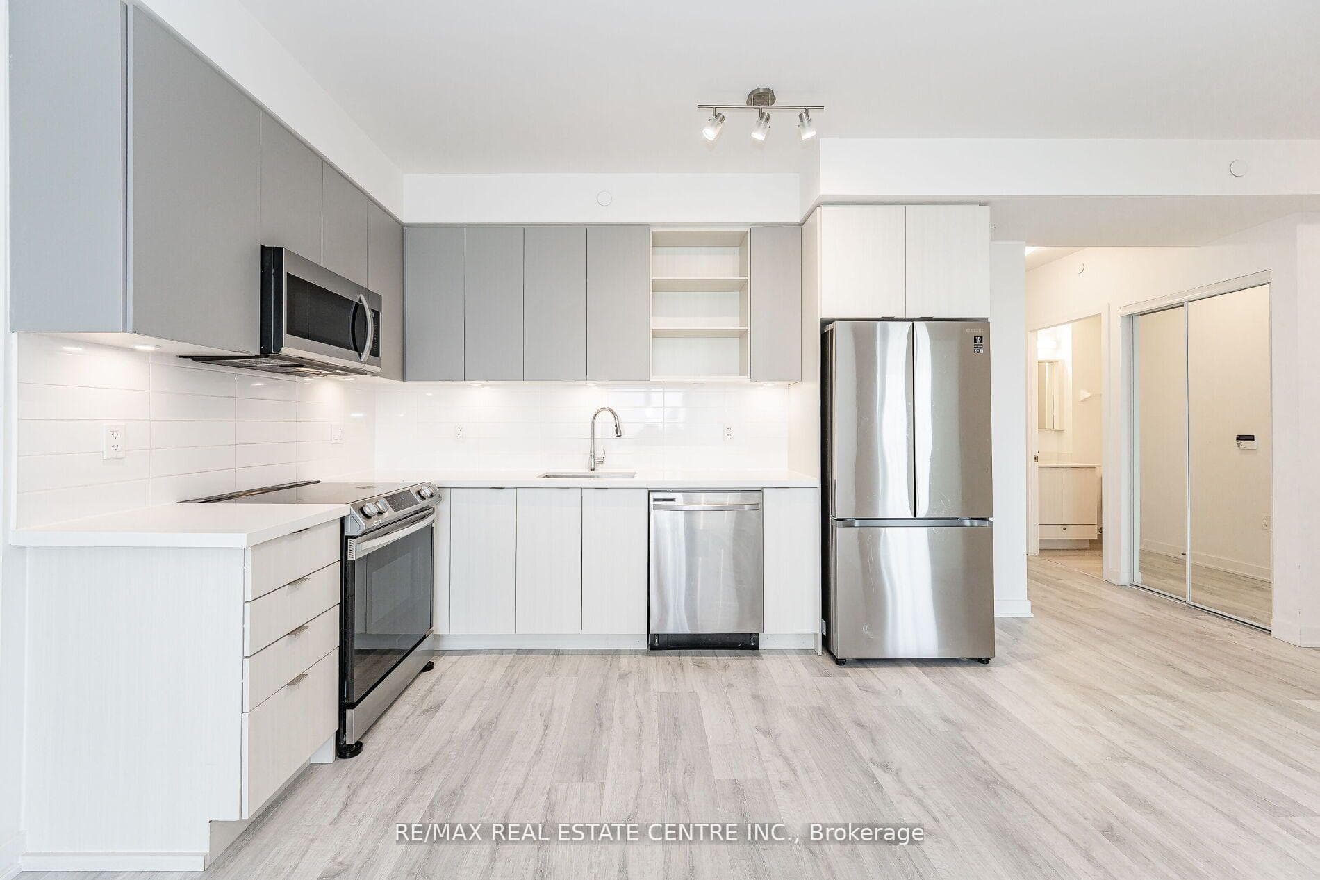 4655 Metcalfe Avenue Unit 602B photo 6