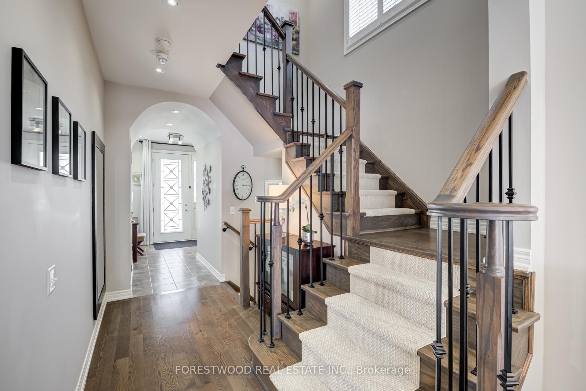 8 Meadowcreek Road photo 20