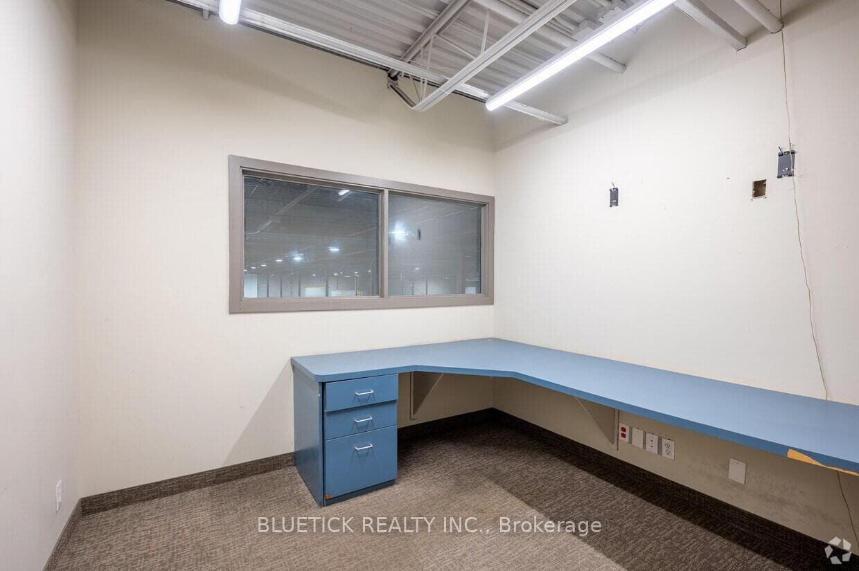 25 Tangiers Road Unit 3 photo 6