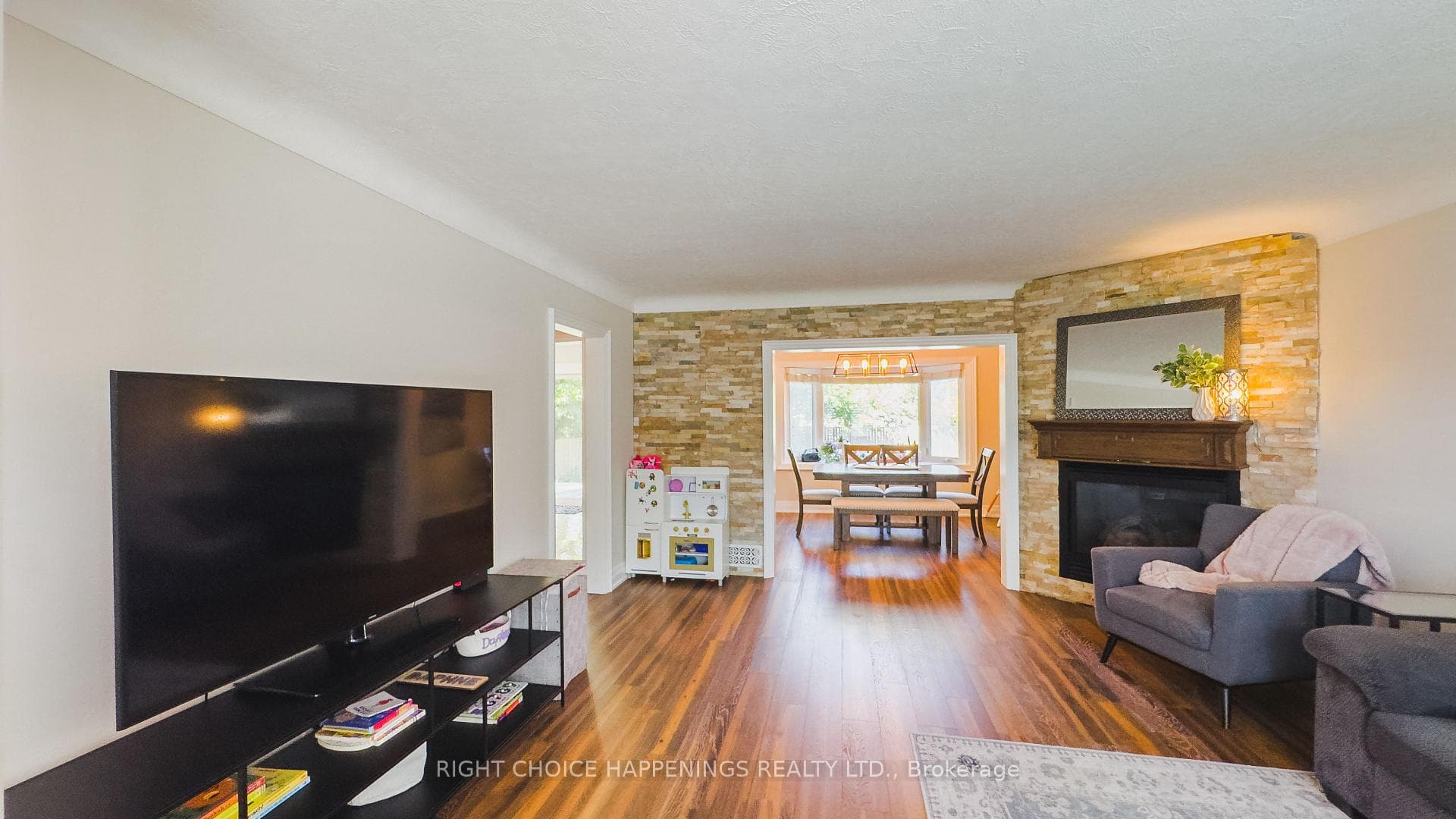 23 Heywood Avenue photo 7