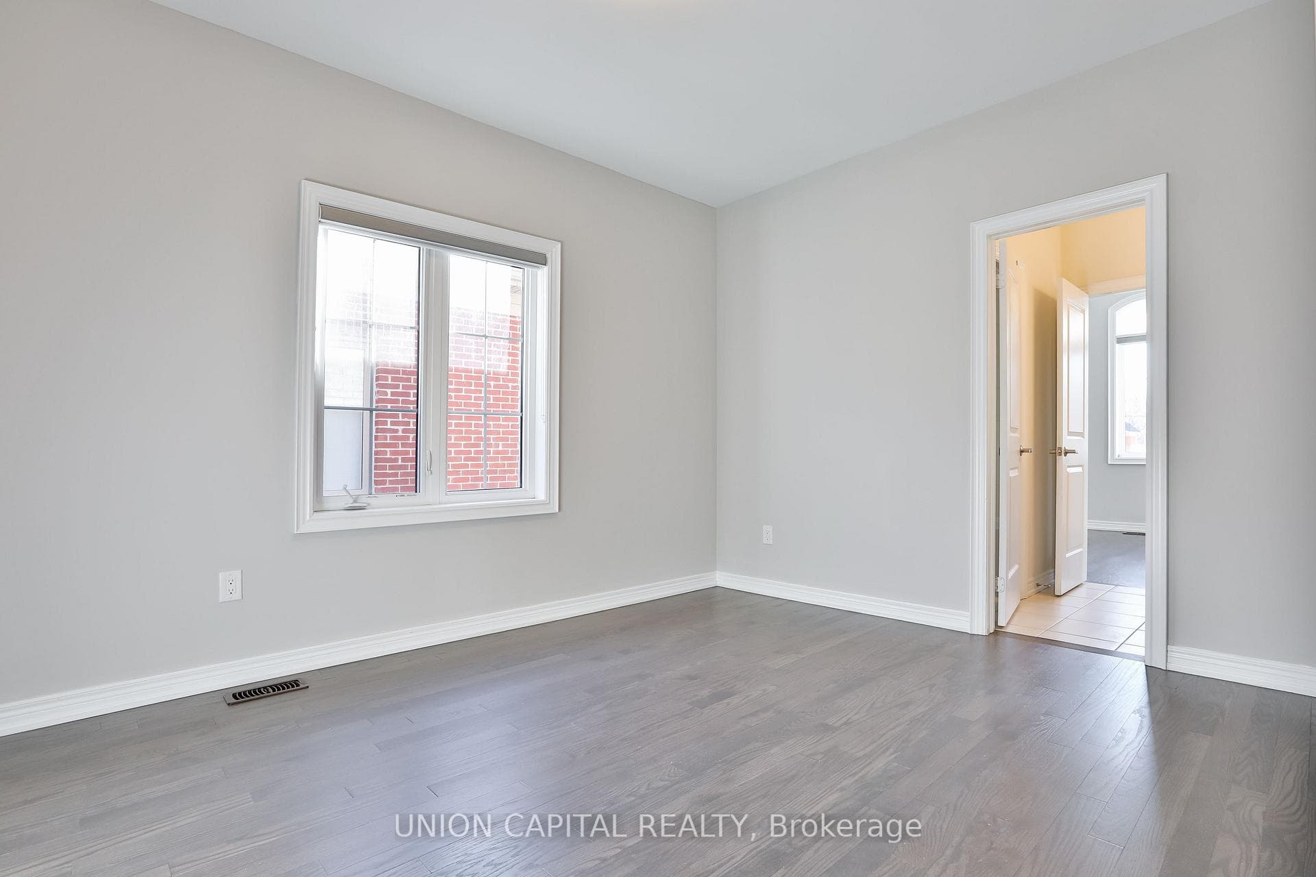 30 Leary Crescent photo 28