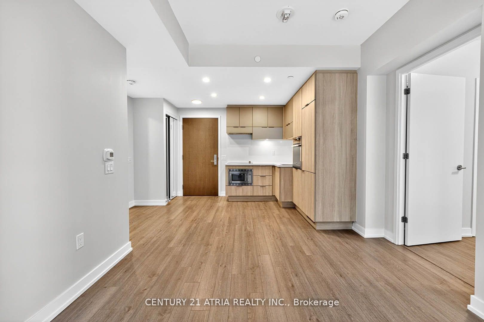39 Roehampton Avenue Unit 707 photo 14