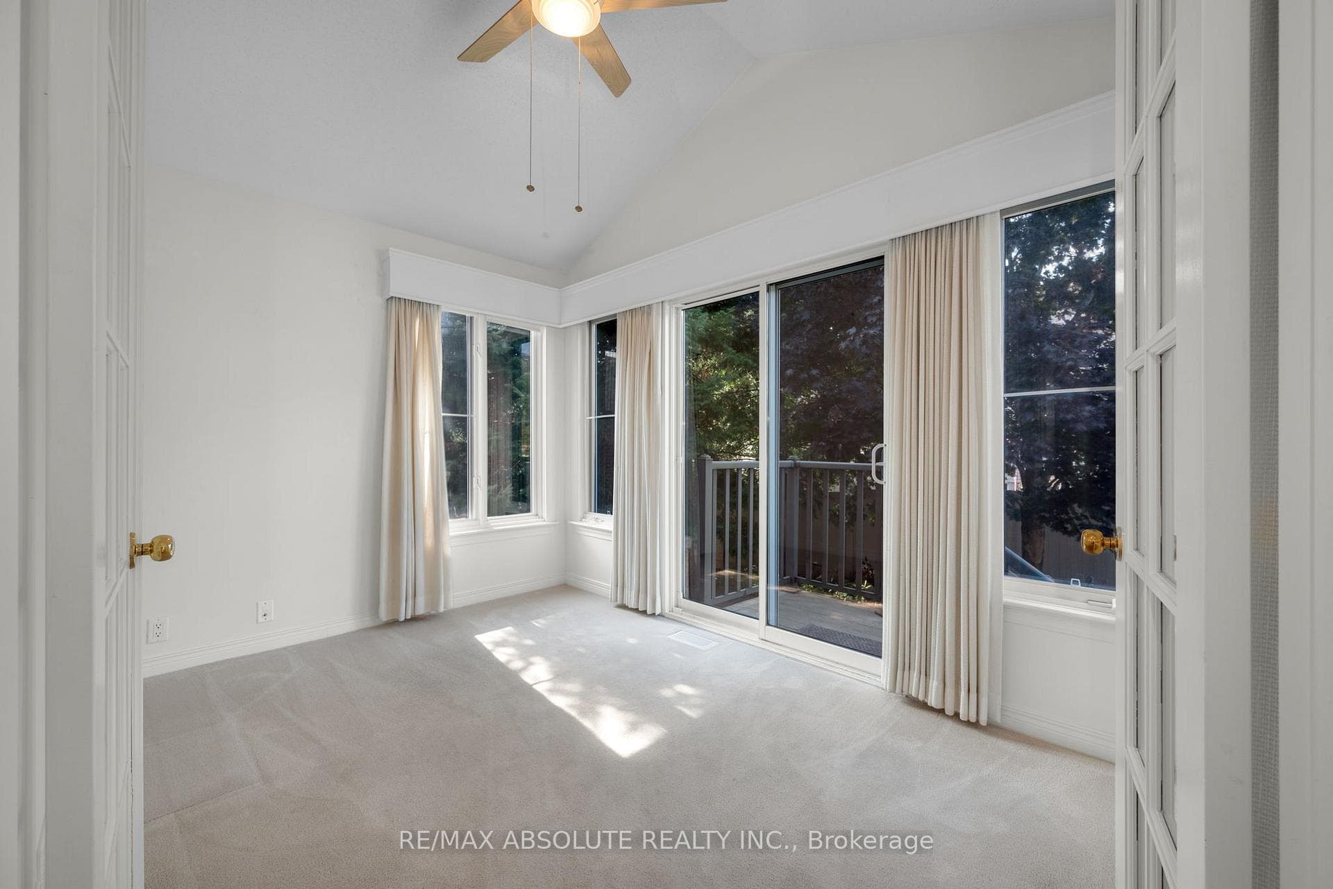87 WATERTHRUSH Crescent photo 35