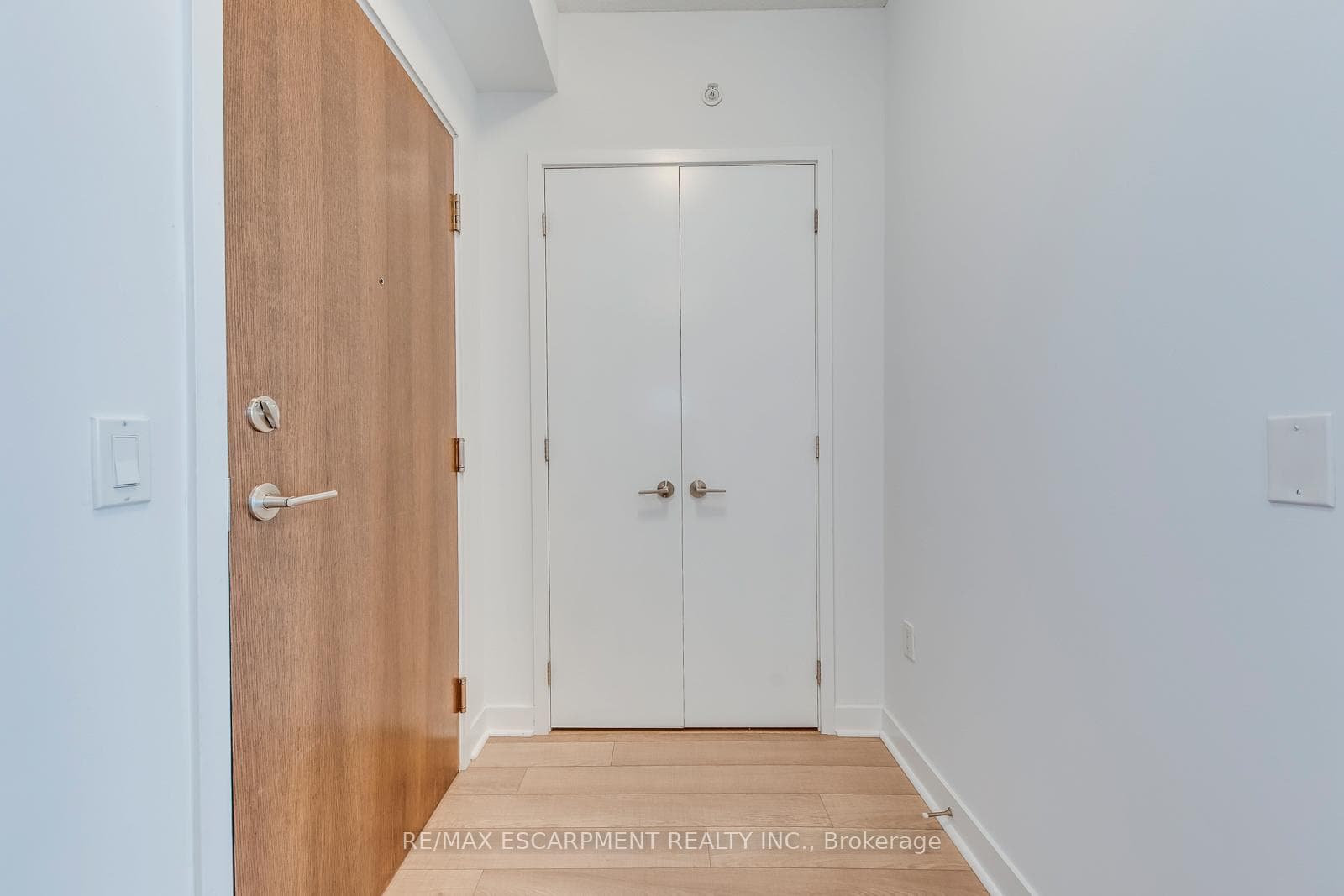 3975 Grand Park Drive Unit 3010 photo 4