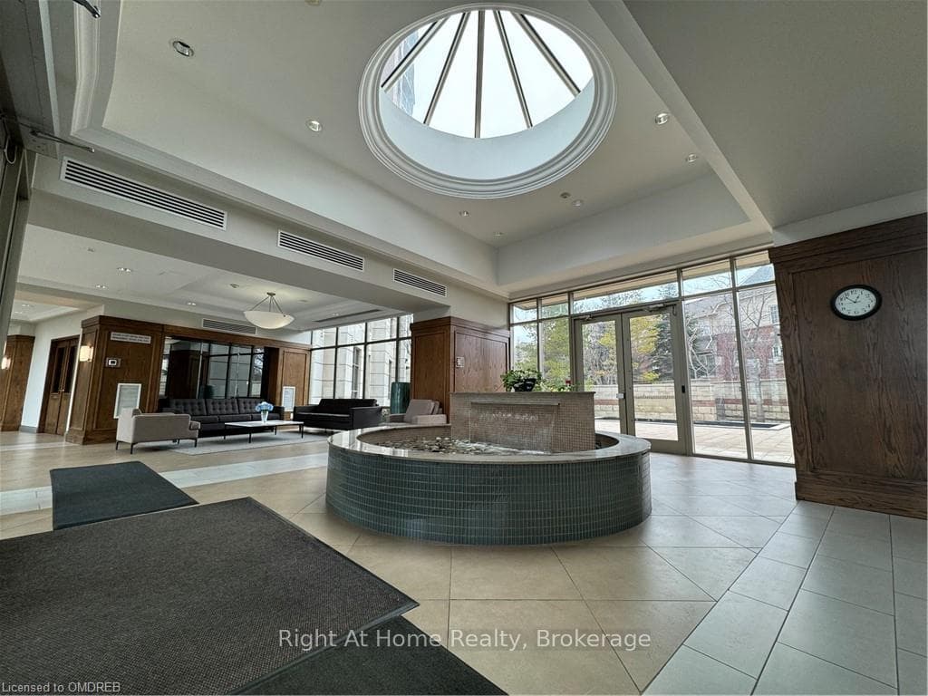 2379 CENTRAL PARK Drive Unit 706 photo 4