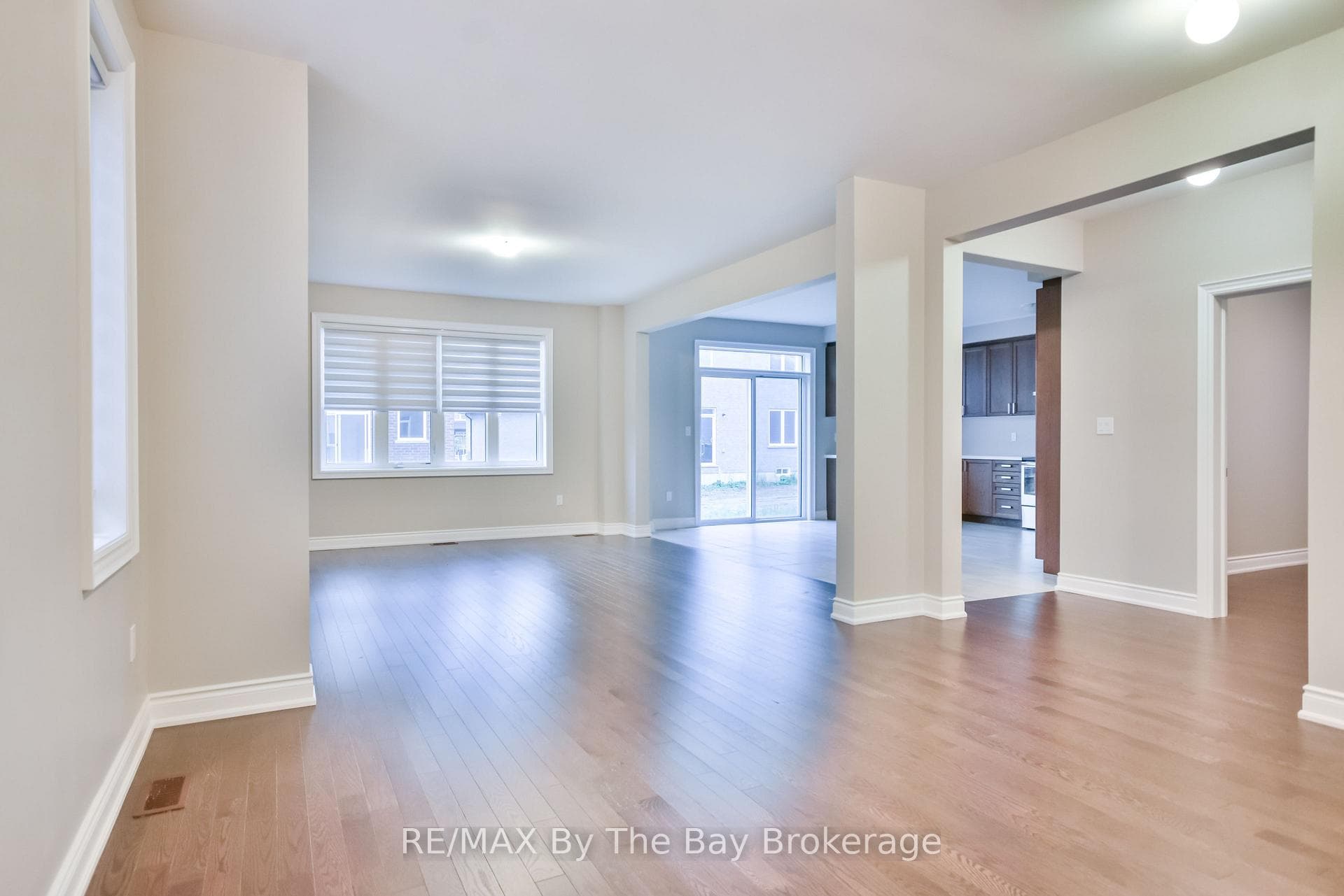21 Amber Drive photo 9