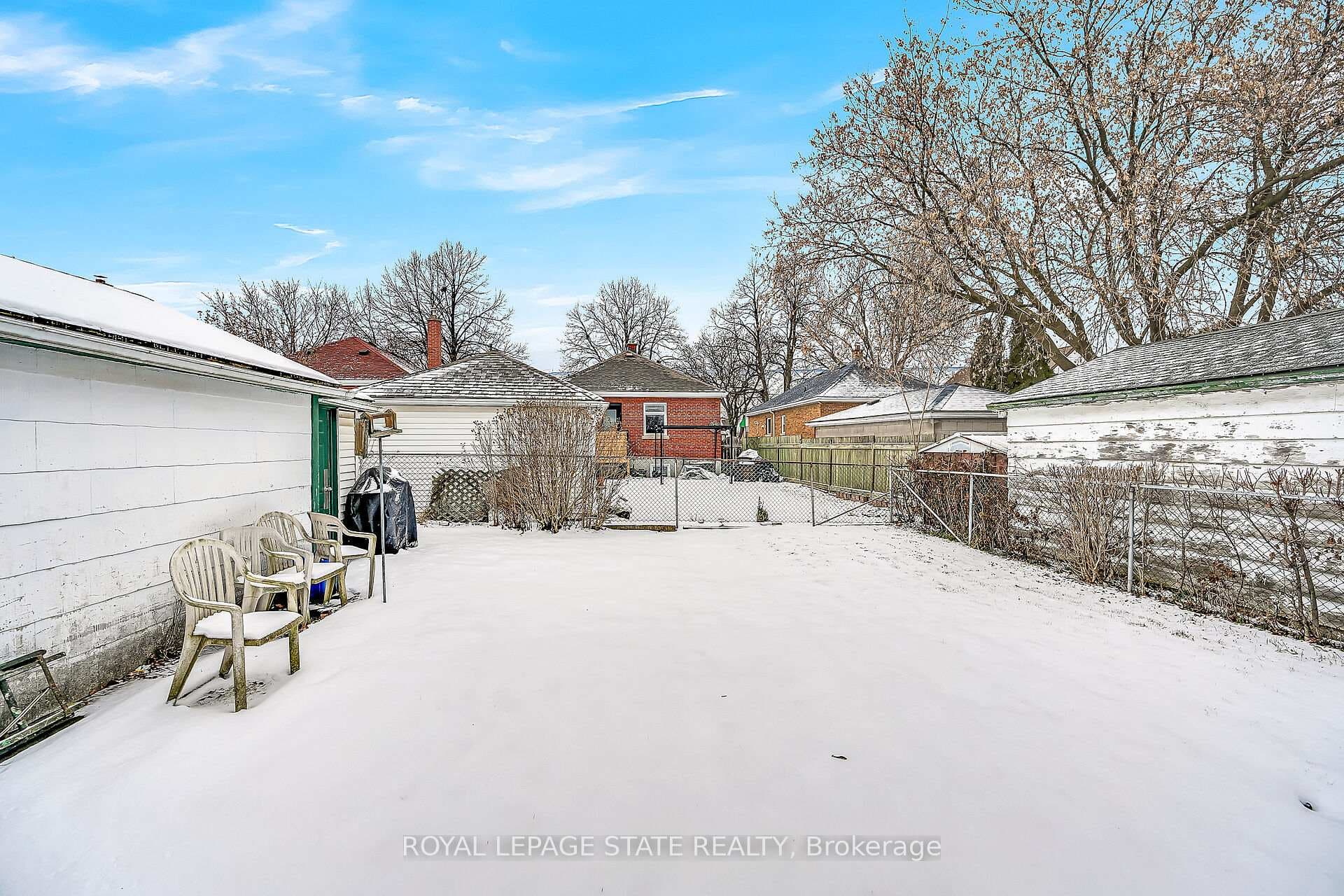 646 Upper Sherman Avenue photo 32