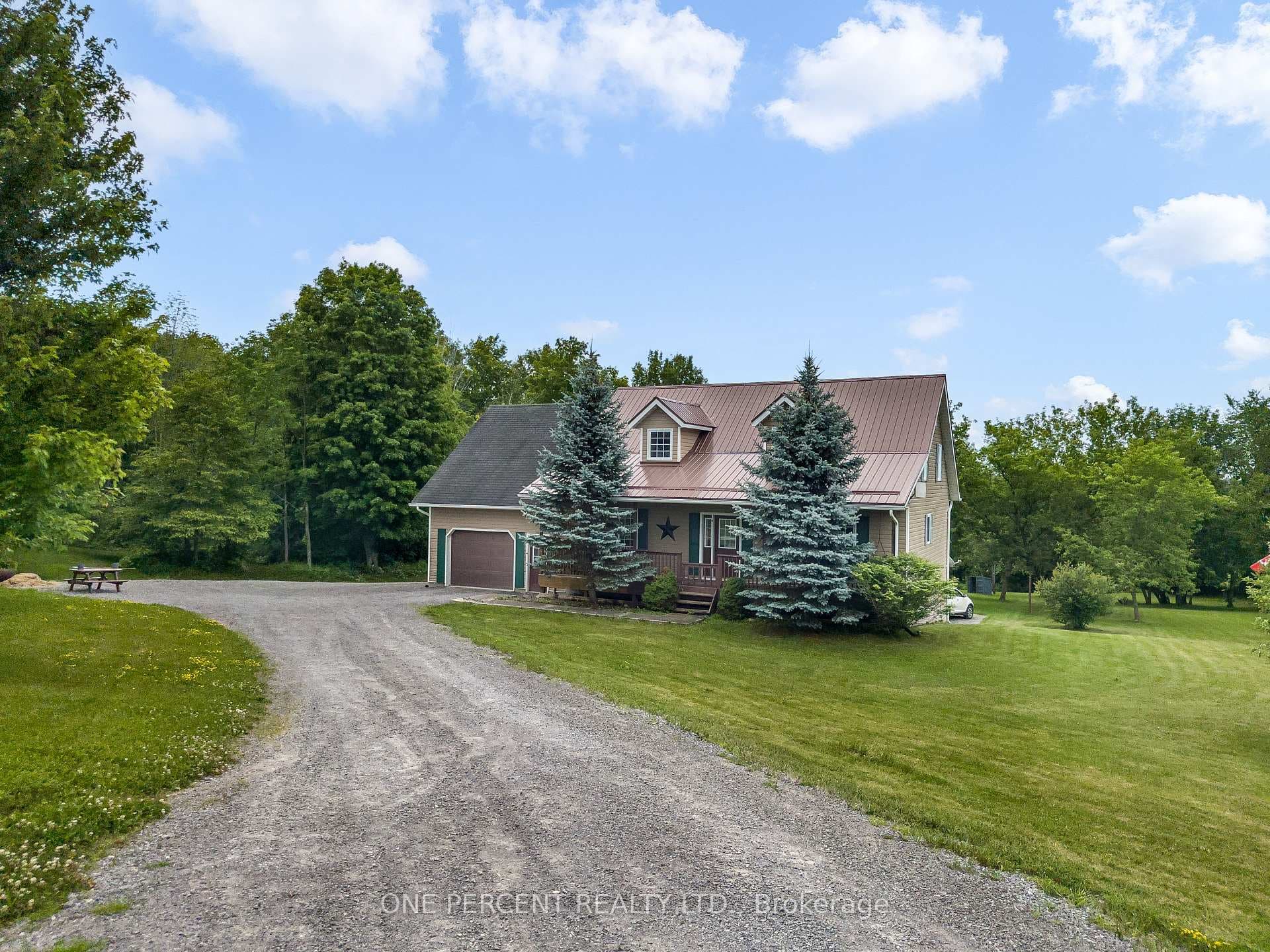 30 Woodridge Drive photo 2