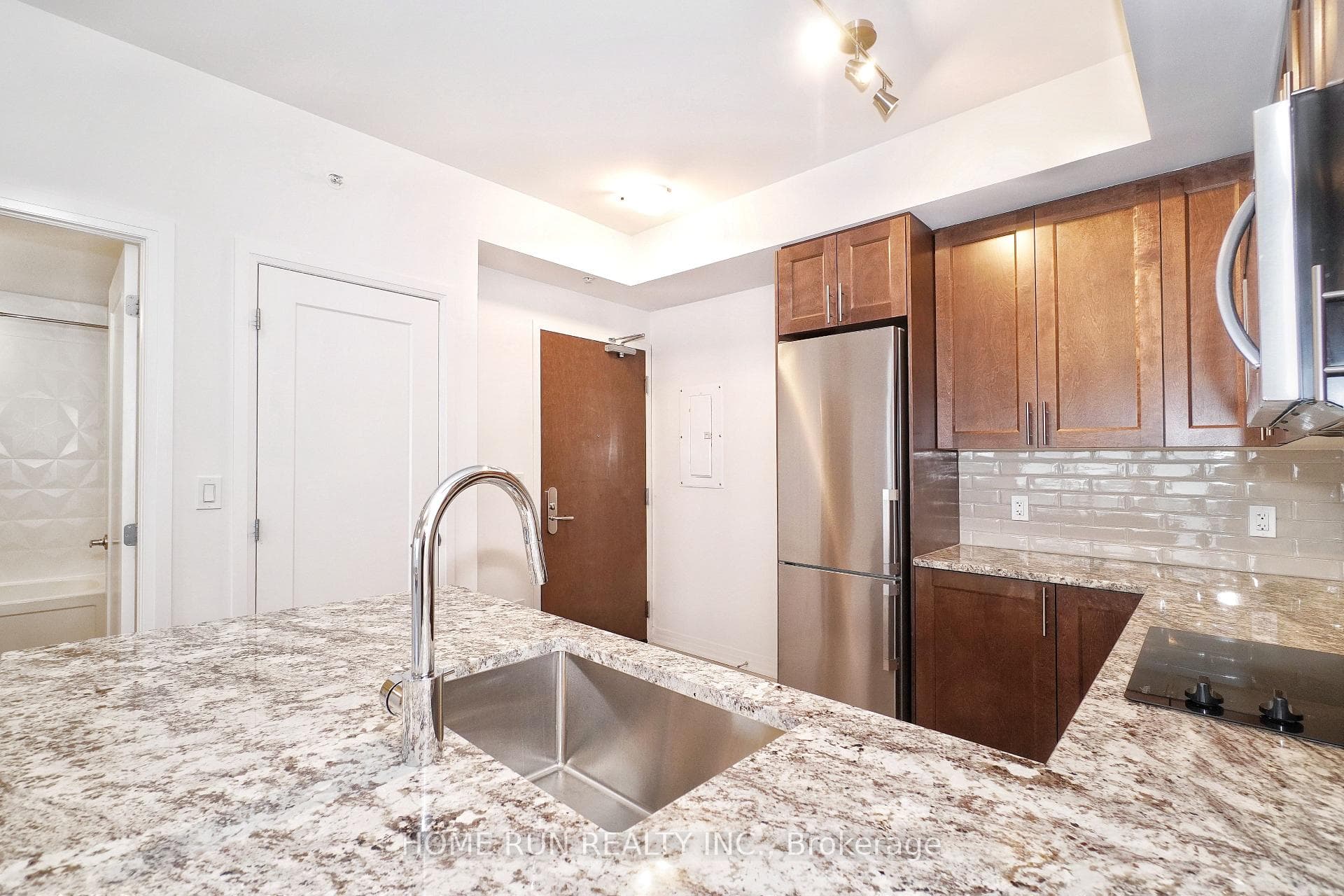 805 Carling Avenue Unit 3205 photo 11