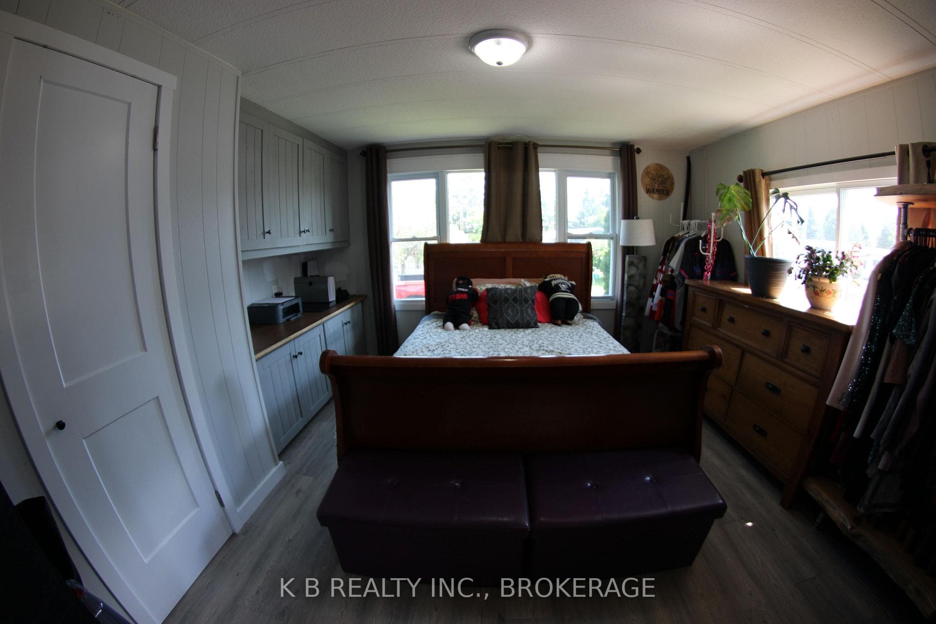 4 Cedar Street photo 9