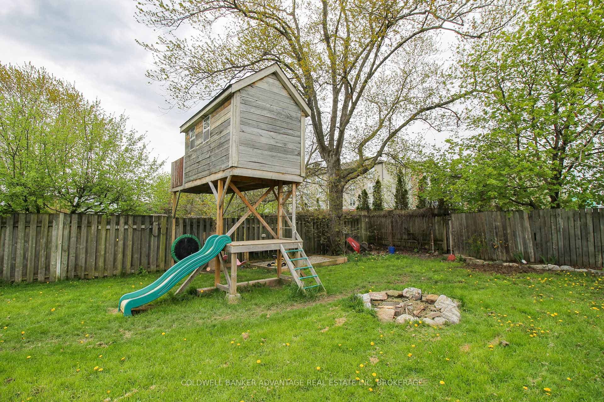 167 GARNER Street photo 37