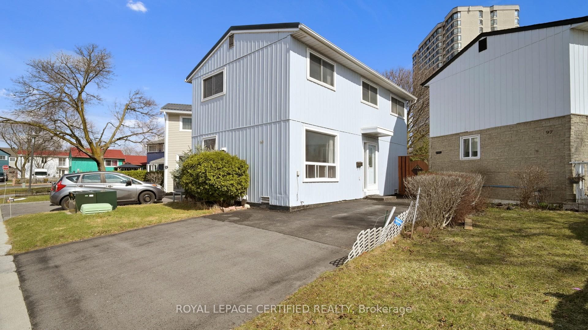 99 Huntingwood Crescent photo 1