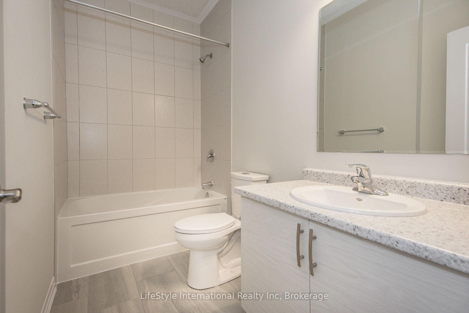 25 Isherwood Avenue Unit 36 photo 11