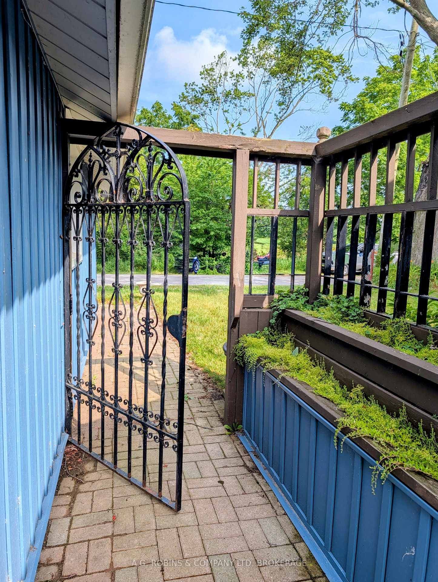 11251 HARBOURVIEW Road photo 5