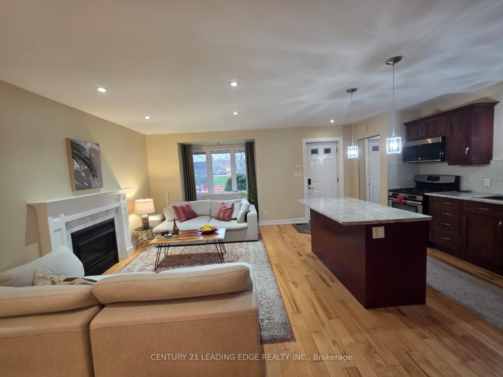 177 Fallingbrook Road photo 7