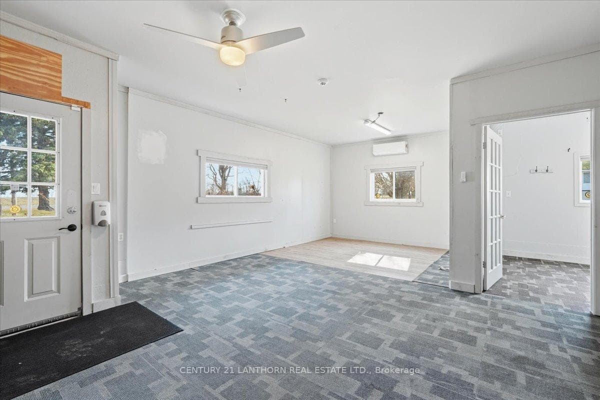1121 HARMONY Road photo 33