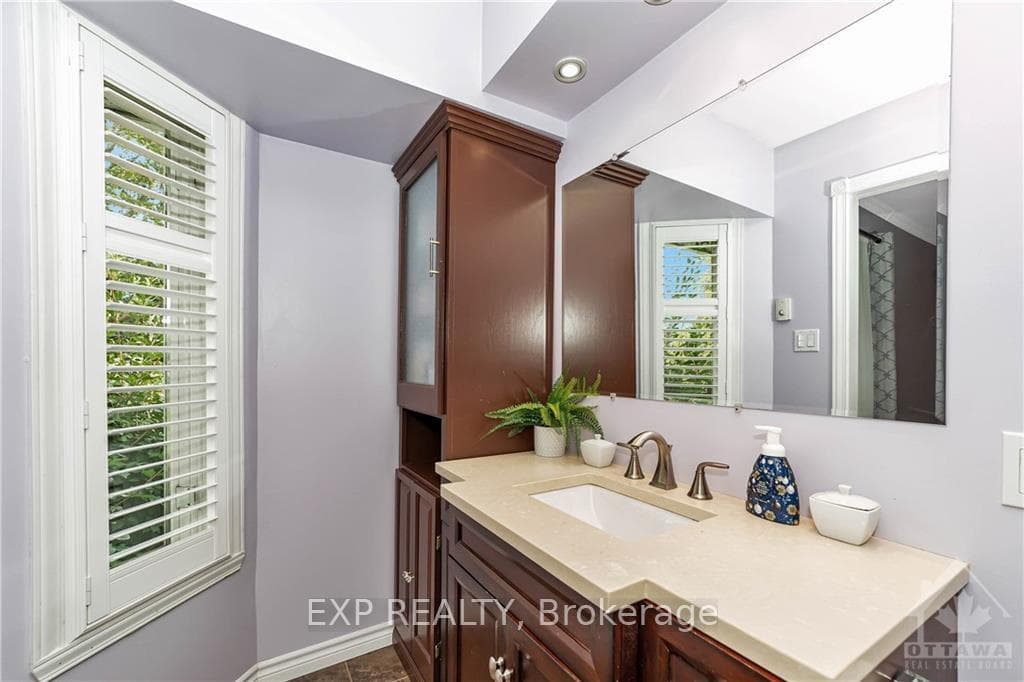 3 FAIRHOLME Drive photo 17