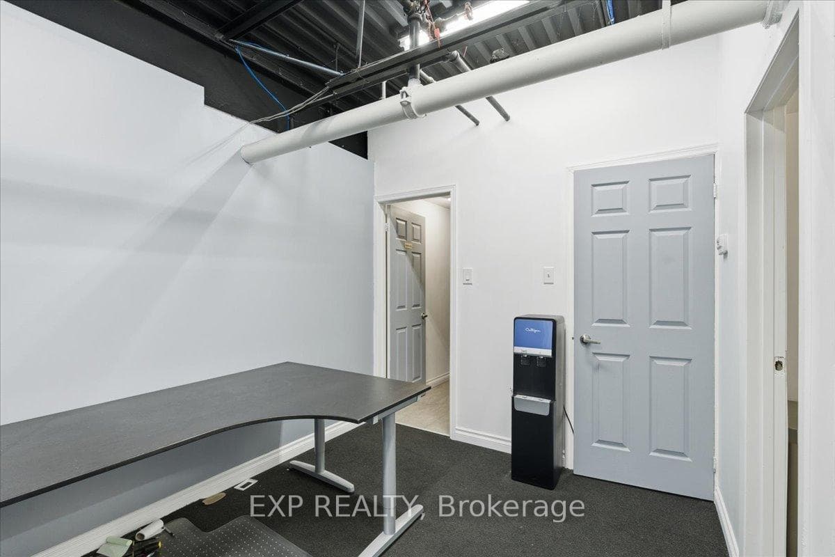 470 North Rivermede Road Unit 14 photo 26