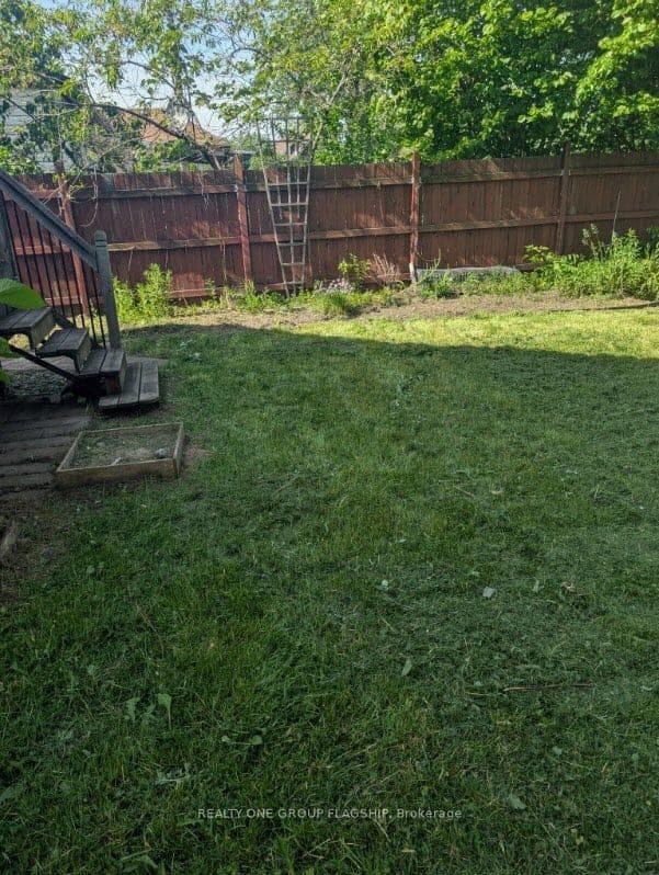 4774 THIRD Avenue photo 30
