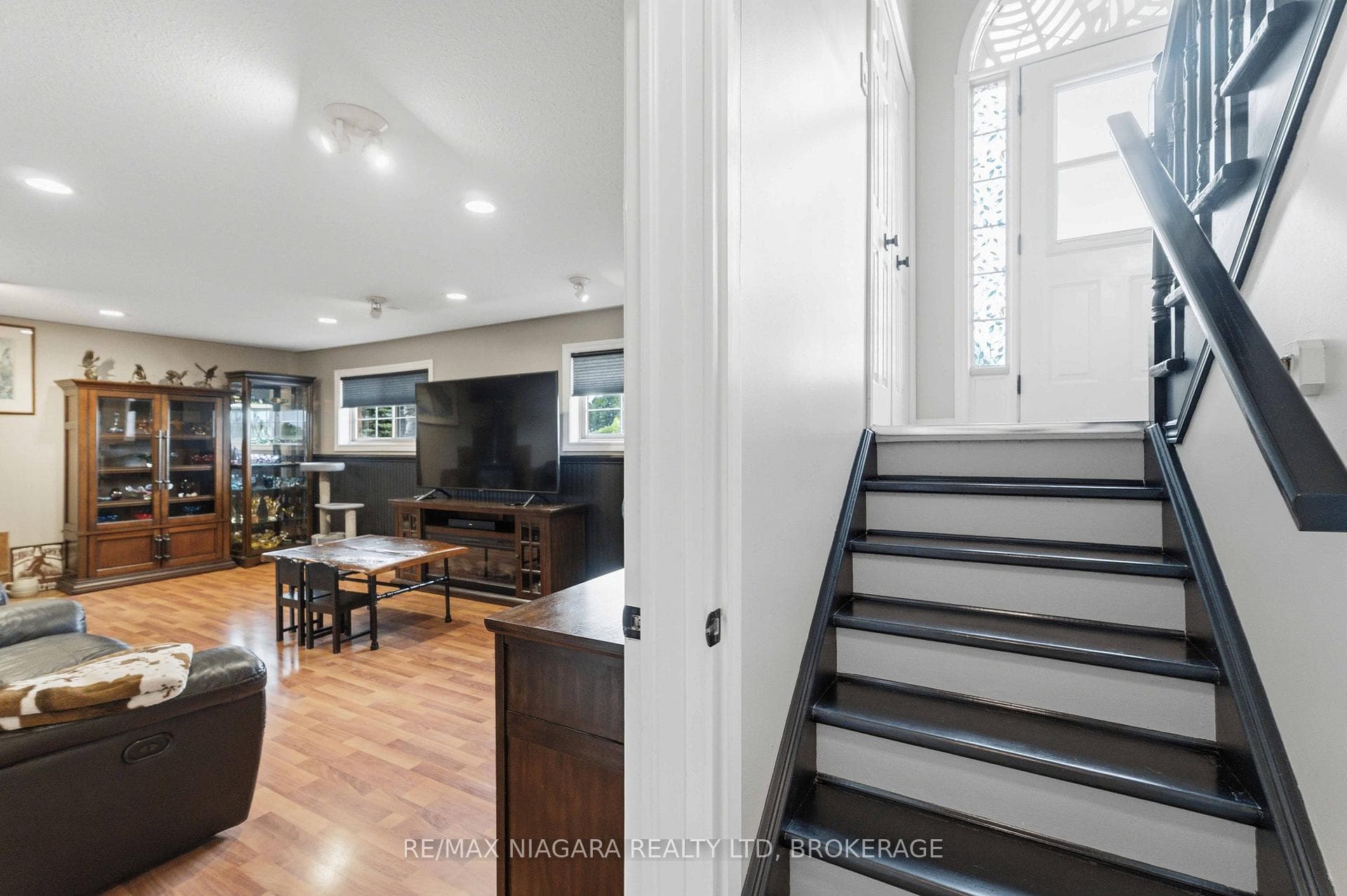661 Carl Road photo 21