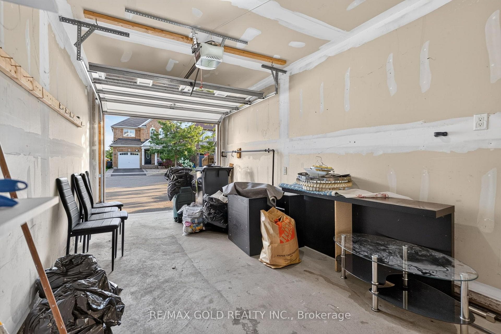 443 Cavanagh Lane photo 42