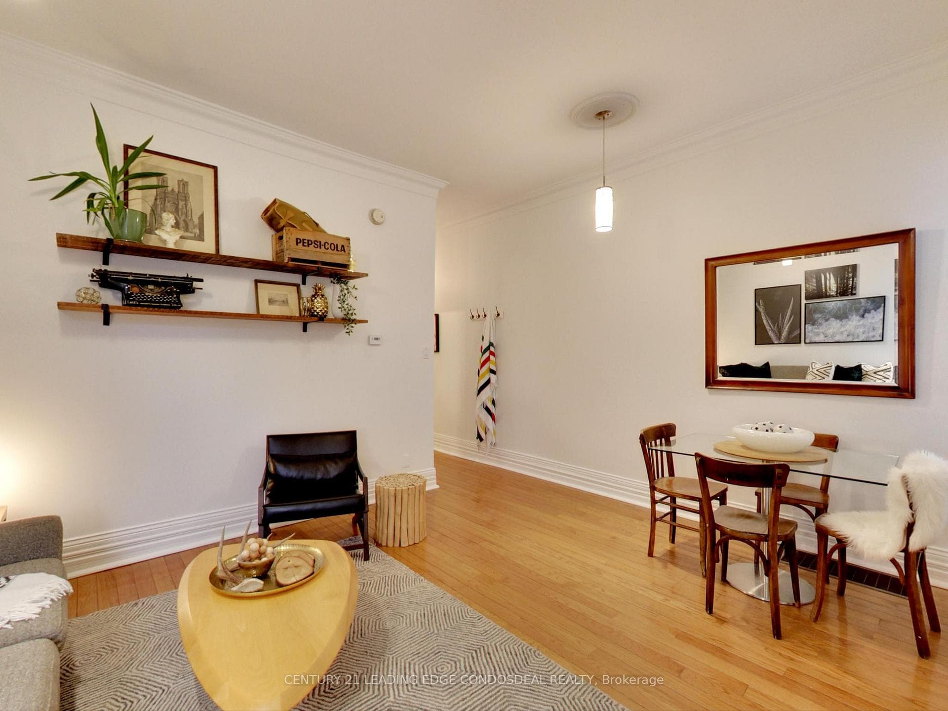 50 Lippincott Street photo 8