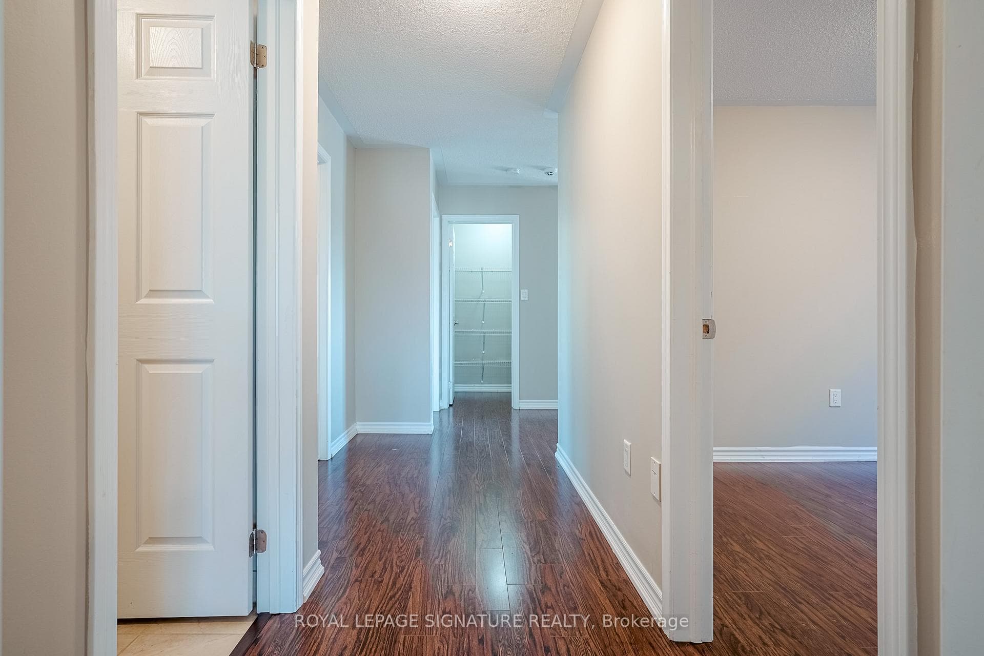 949 Kelman Court photo 12