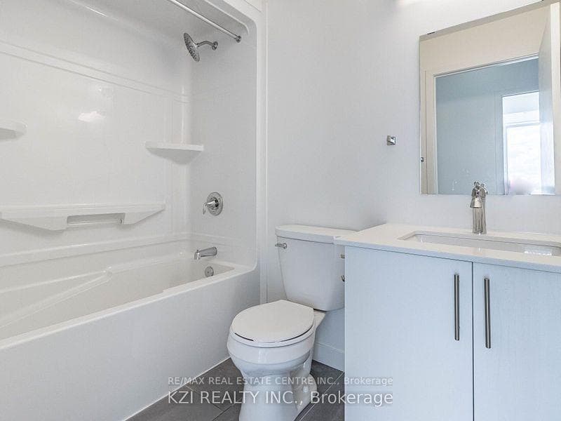 128 King Street Unit 1001 photo 22