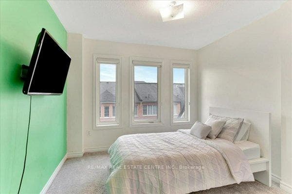 200 Veterans Drive Unit 132 photo 27
