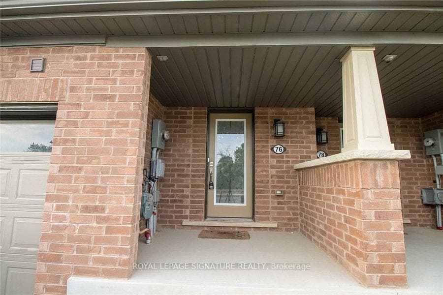 76 Scarletwood Street photo 2