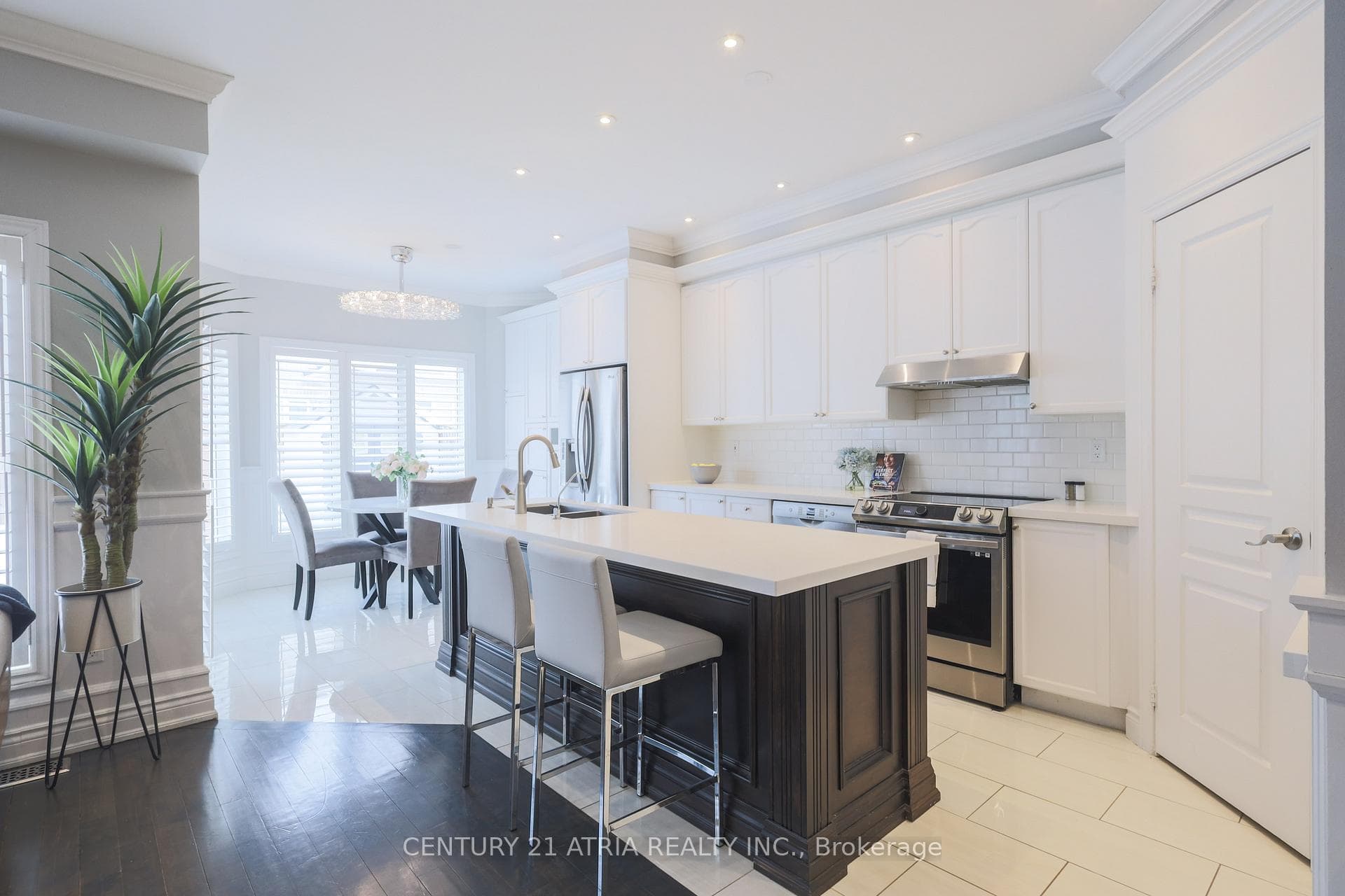 18 Clover Street photo 12