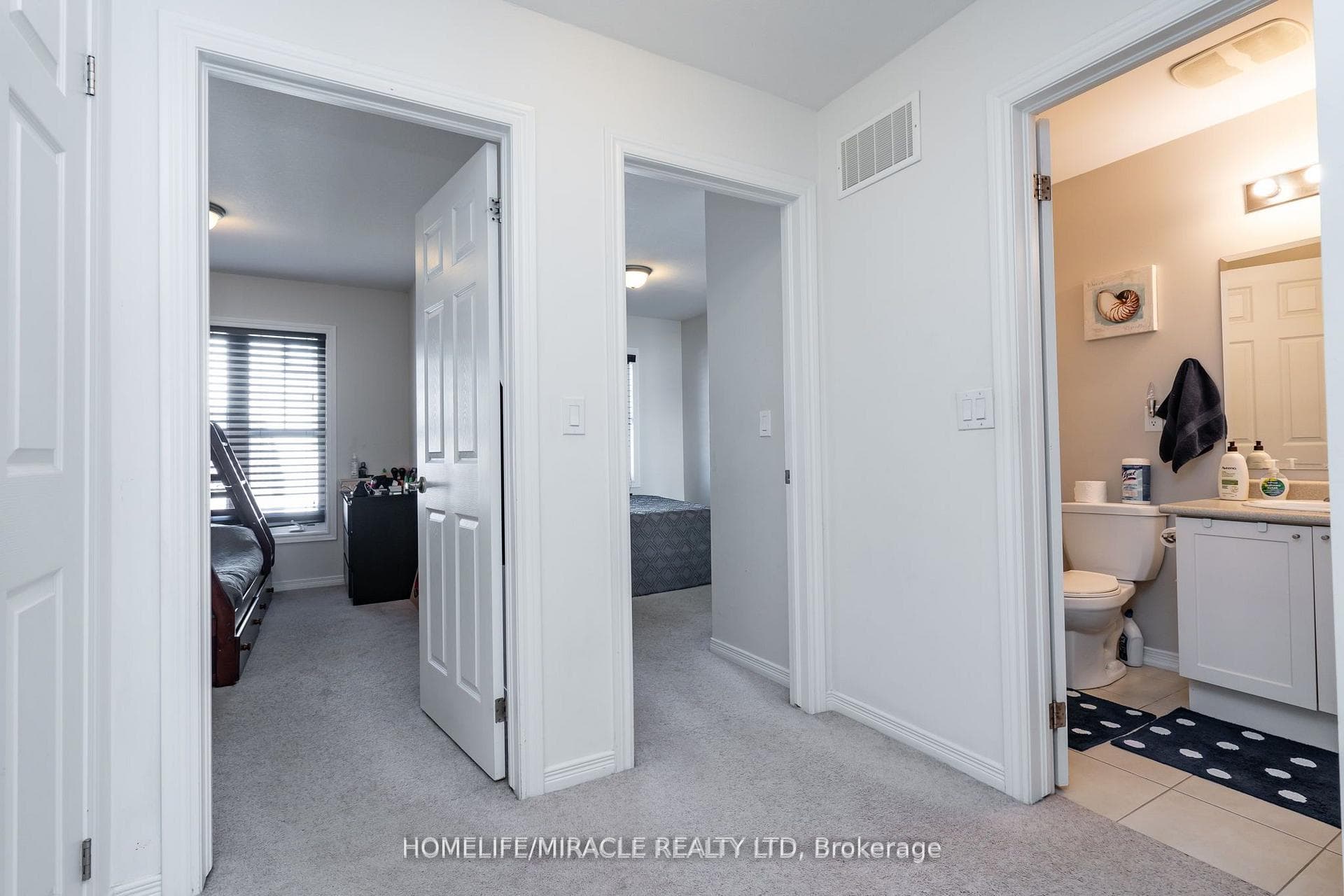 701 Homer Watson Boulevard Unit 8 photo 19