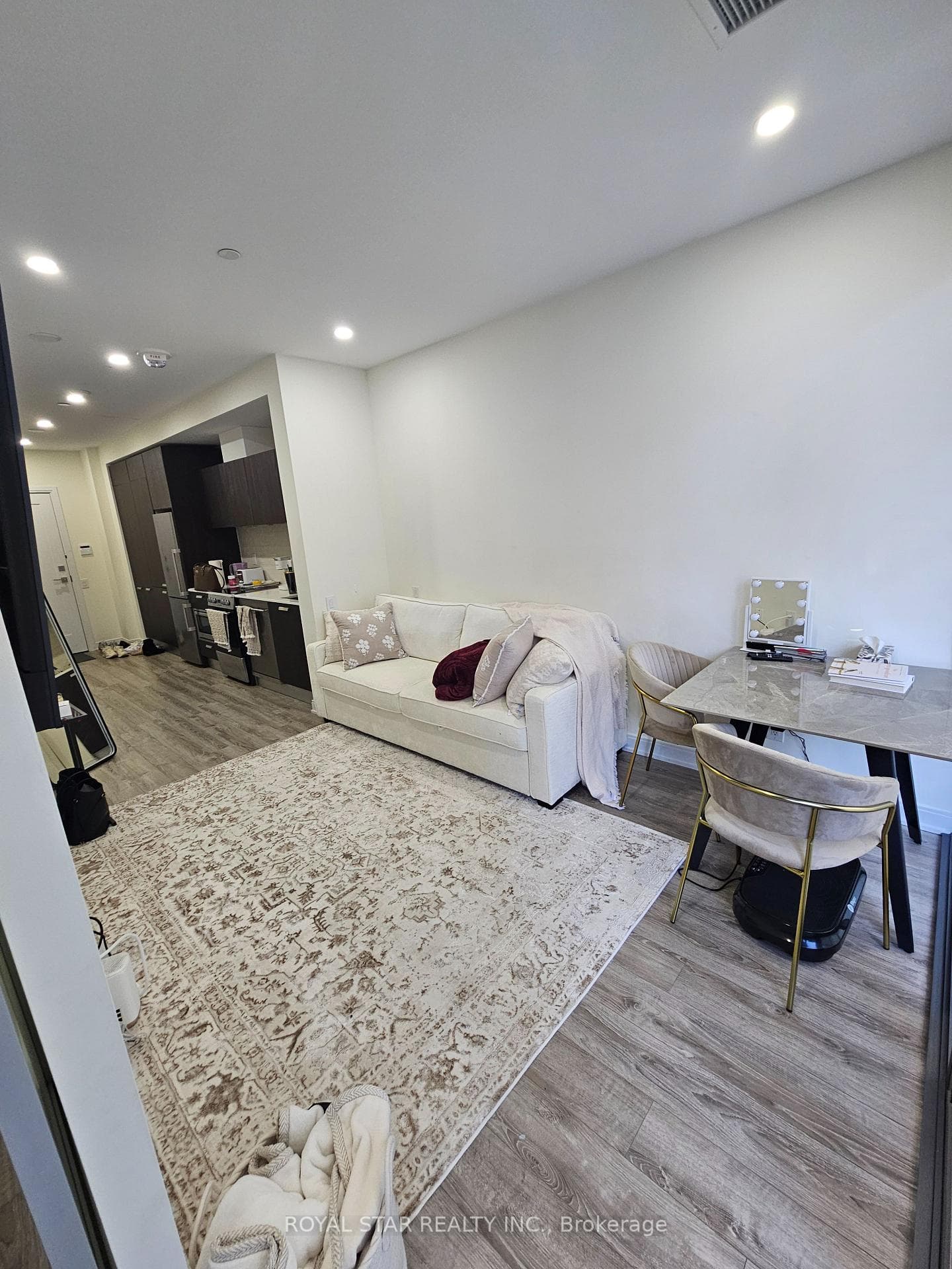 50 Charles Street Unit 1107 photo 6